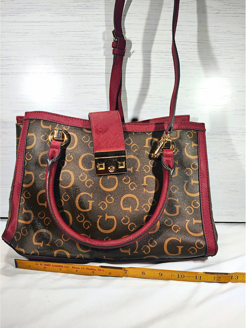 GUESS Brown Logo Print Satchel Top Handle Bag Burgundy Trim Zip Detachable Strap